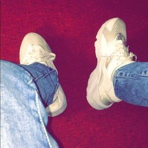 Meet your Posher, Isaiah